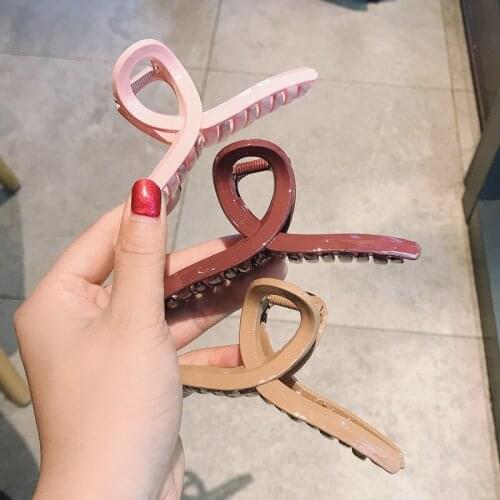 Simple Cross Grabbing The Back of The Head Large Hair Grabbing Temperament Hairpin Clip Bathing Hairpin Retro Headdress