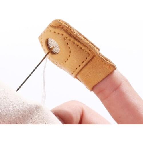 1pcs Leather Coin Thimble Soft Artificial Sheepskin Needlework Finger Cover Tip Quilting Thimble Sleeve Handmade Sewing Tools