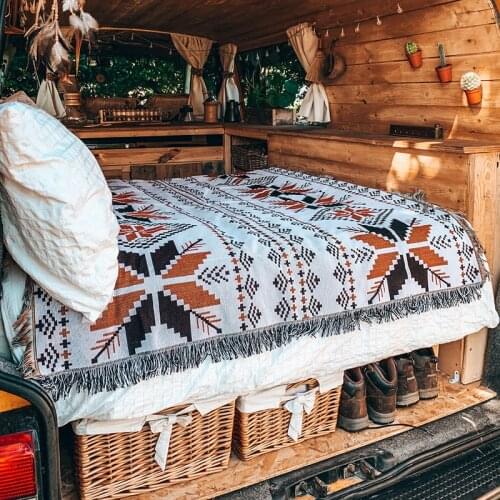 Nordic Retro Geometric Blanket Outdoor Picnic Mats Beach Ethnic Vintage Blanket Indian Totem Blankets Plaid Bed Sofa Cover Decor