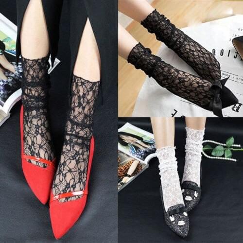 Womens 2020 fashion lace floral socks Ankle-High Summer Ladies Girls Sweet Elastic Fashion Transparent Fishnet Socks white black