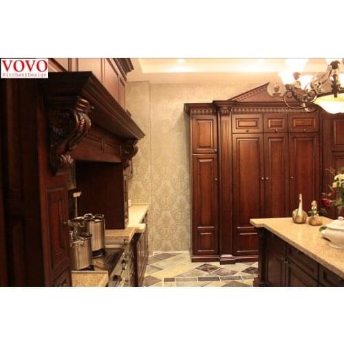 Traditional kitchen design