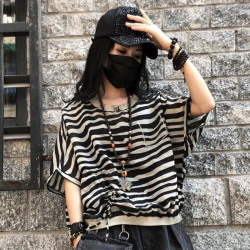 New Summer Arts Style Women Short Sleeve Striped Vintage T-shirt Loose Casual O-neck Tee Shirt Femme cotton Tops Big Size M149