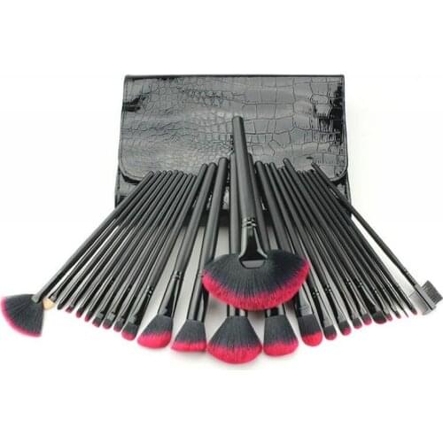 Good quality soft synthetic hair 26pcs black wooden handle cosmetic brush set nylon hair makeup brushes set with bag