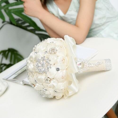 Gorgeous Wedding Flowers Bridal Bouquets Artificial Wedding Bouquet Crystal Sparkle With Pearls 2020 buque de noiva