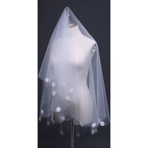 1.5M Long Bridal Veil Small Beautiful Flowers Wedding Veil Women Wedding Accessories EE704