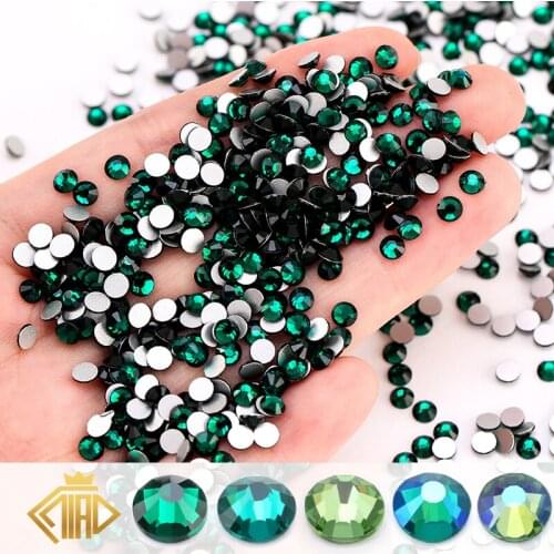 QIAO Rhinestones