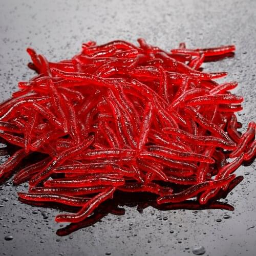 50pcs Lifelike Soft Lures Smell Red Earthworm Soft Baits Worms Artificial Fishing Lure 35mm Additive Baits Tackle Fishy Lures