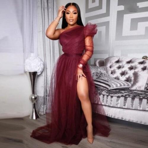 Elegant Burgundy Tulle Party Dresses One Shoulder Long Sleeves Side High Slit See Thru Long Women Formal Maxi Gown