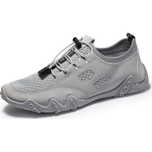 Spring and autumn casual shoes flying woven mesh breathable mens shoes comfortable soft sole sneakers outdoor sports shoes