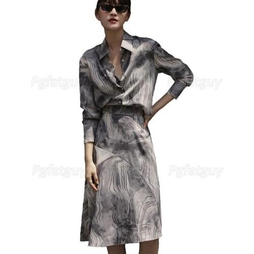 Two Pieces Women Set Autumn New Ink Printed Tie-Dye Shirt and High Waist Skirts Vintage 2PCS Dress Sets Long Sleeve Straight Top