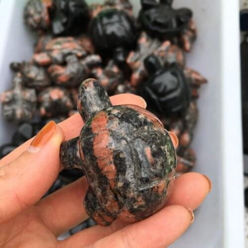 6-7cm Natural miscellaneous stone Tortoise Amethyst Opal Animals Healing Stone Home Decor Fish Tank Crafts Small Decoration