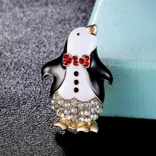 Zlxgirl jewelry cute white jet penguin brooches jewelry for women gifts Scarf Suit Sweater Pin hijab accessory carton brooch pin