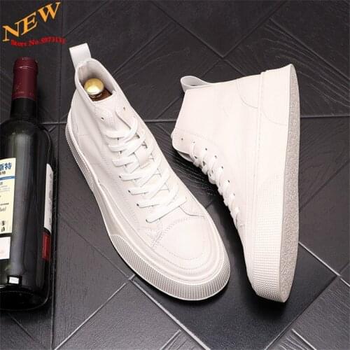 Fashion White Men Flat Bozrd Shoes Casual Loafers Hip Hop Sneakers High Tops Chaussure Homme