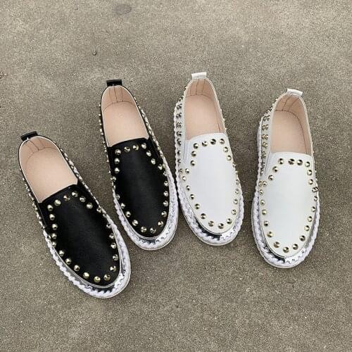Thicksoled Increased Womens Flat Shoes Spring 2021 New Style rivet Decoration- Platform Fashion Womens Shoes Large Size43