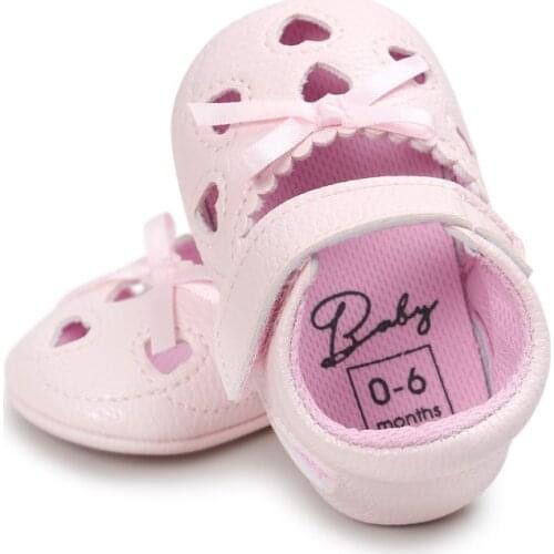 2020 Newborn PU leather First Walkers New Arrival Handmade Soft Bottom Soft Soled Bow Prewalker Baby Girl Hollow Shoes A