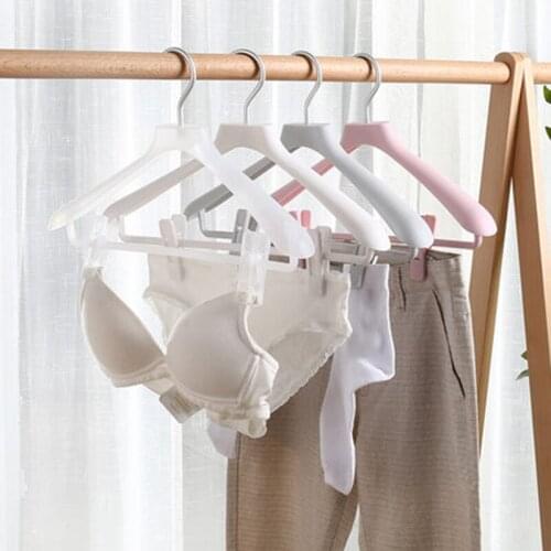 4pcs/lot 38cm Plastic Clothes Hangers Wide Shoulder Seamless Hanger Perfect for Coat Suit Blouse Sweater Pant Rack with Clips