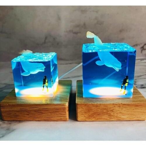 SETT STUDIO Beluga Whale Diver Decoration Fish Ocean Animal Collector Luminous Toys Gift Creative Adult Handmade Figure Model