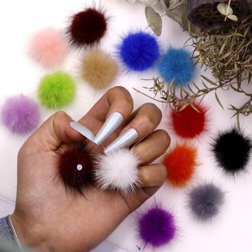 5pcs Removable Fur Ball Pom pom Nail Art Decor Pompom With The Magnet Manicure Winter Hot Style DIY Ornaments Magnetic Puffy Pom