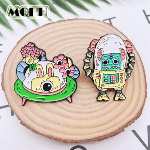 Creative Fun Robot Alien Spaceship Flowers Enamel Pins Rabbit Alloy Brooch Badge Punk Clothes Accessories Woman Jewelry Gift