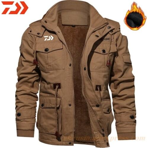 Daiwa Fishing Jacket Men Winter Fishing Clothes Hooded Multi-pocket Warm Thicken Solid Fishing Shirts Mens Outdoor Clothing