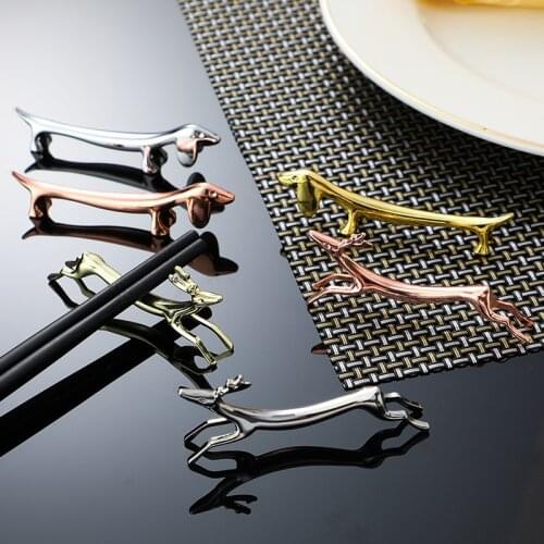 1/2 pair Metal Animal Chopsticks Rack Stainless Steel Chopstick Holder Set Korean Chopstick Rest Kawaii Kitchen Tableware