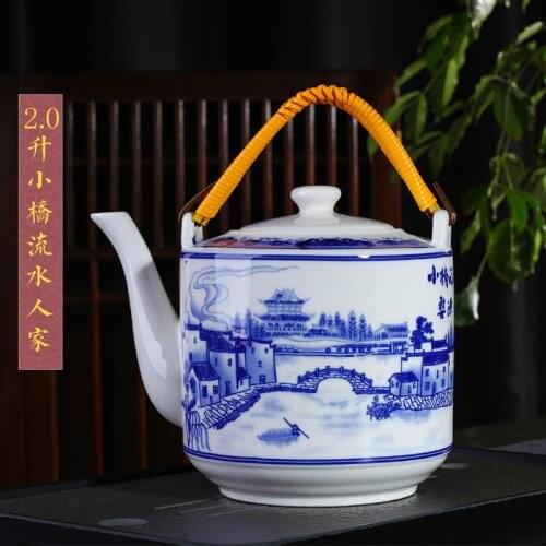Jingdezhen tea sets beam type large capacity 2.0L blue and white porcelain teapot health and wellness products