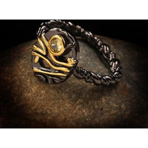 Original designer hand-made green ring spinel Southeast Asian style exaggerated personality street shooting characteristic ring