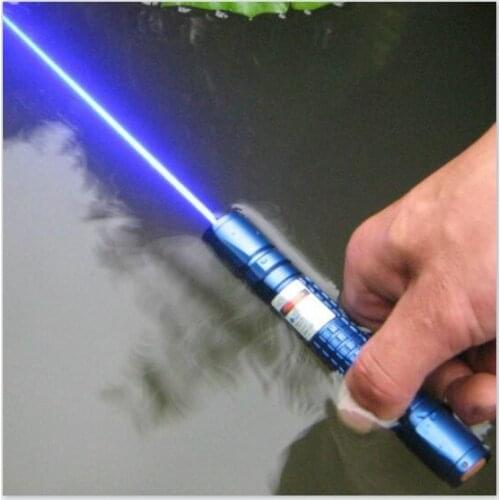 Blue laser flashlight, focusing and waterproof blue laser flashlight. 1W 445nm/447nm/450 nm