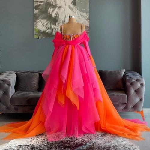 Robes de soirée Mixed Color Prom Dresses Unique Ruffled Tulle Pageant Dress Long Train Beaded Colorful Women Formal Party Gowns
