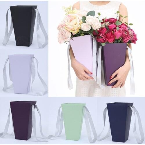 Portable Flower Box Waterproof Paper Handy Gift Bag Kraft Handbag Wedding Rose Party Gift Box Packaging For Candy Cake Birthday