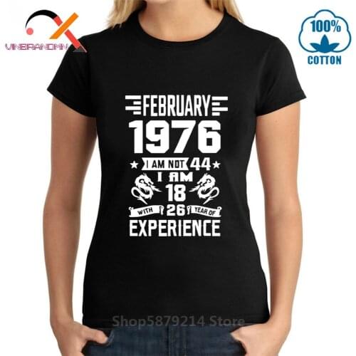 Vintage Born In February 1976 T shirt Women Born in 1976 T-shirts Retro Mother Mom Thanksgiving Birthday Gift Tshirt