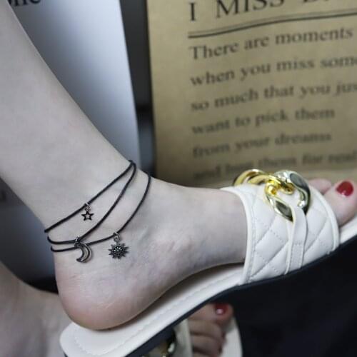 WUYONGGANG Bracelets On The Leg