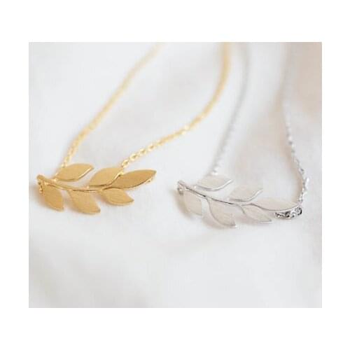 Fashion six leaf twigs necklace
