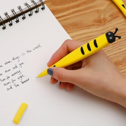 1pcs Kawaii Cartoon Animal Student Gel Pen Ccute Bee 05mm Black ink Pen Children Gift School Office Stationery