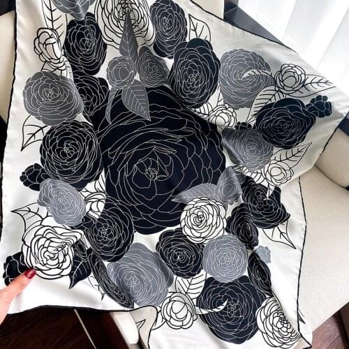 Luxury 90CM Double Side Camellia Silk Scarf Designer Letter Square Scarf Womens Bandana Handkerchief Wholesale Bandelettes Gift