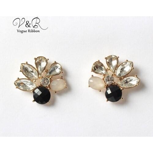 Cute Daintily Beaded Flower Stud Earring, New Trendy Korean Flower Stud Earrings, 2019 Stud Earrings Wholesale Factory Price