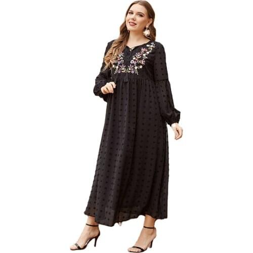 Plus Size Trendy Abaya For Muslim Women Black Dress Prayer Outfit Middle East abaya Loose Long-Sleeved Embroidery Long Skirt