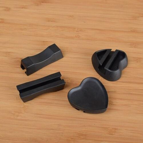 4Pcs Black Alloy Chopsticks Holder Spoon Stand Rack Pillow Heart Shape Kitchen Tools