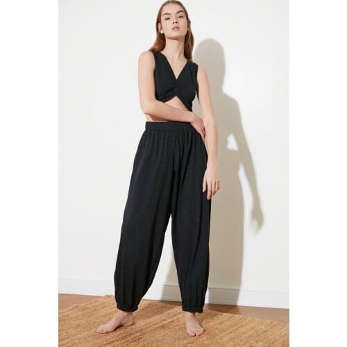 Trendyol Beli Wheel Baggy Looking Knitting Pants TWOSS21PL0303