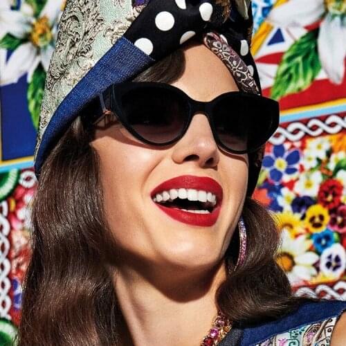 2021Vintage Style Cat Eye Sunglasses Women Fashion Brand Designer Black Small Graidient Sun Glasses Female Elegant Glasses