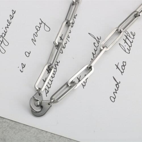 Fashion personality simple handcuffs buckle titanium steel hip hop sweater chain clavicle chain hot sale