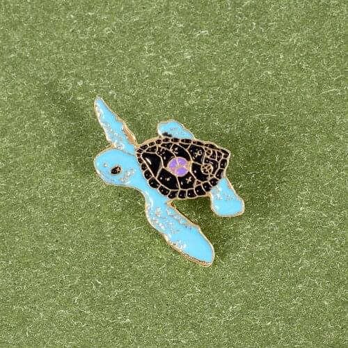 Novelty Enamel Brooches Lapel Pins for Backpack Womens Tortoise Brooch Anime Badges on Clothes Fashion Enamel Pins