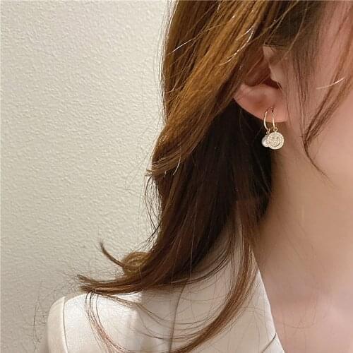 Smiley pearl pendant earrings female summer 2021 new trendy fashion niche earrings design sense temperament earrings