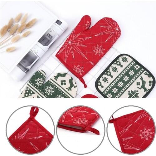 2 Colors 1 Set Great Christmas Cartoon Pattern Heat Insulation Glove Set Fabric Baking Glove Ultra-thick for Home