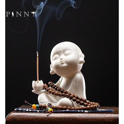 PINNY White Porcelain Zen Monk Escultura Decoration Ceramics Stick Incense Burner Zen Creative Ornaments