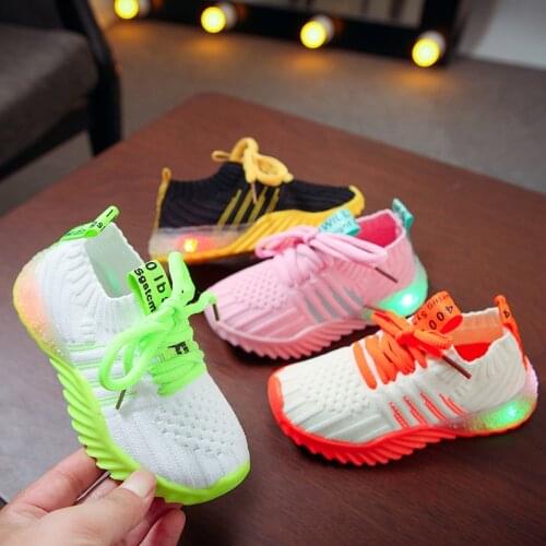 Spring Winter Girl Sports Glowing Shoes Purple Pink Cute Princess Pattern LED Lights Breathable Baby Shoes Toddler Sneakers
