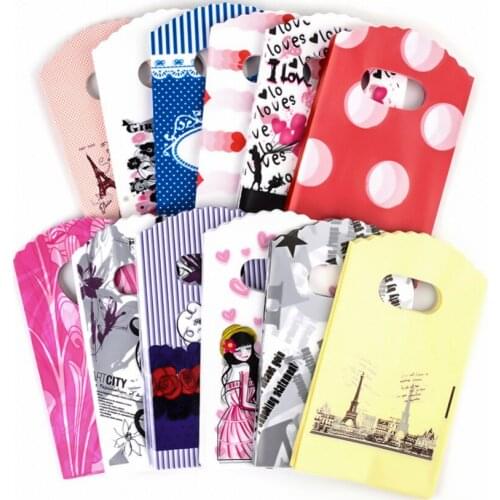 500pcs 15x9cm Random Mixed Plastic Bags Candy Bag Handle Jewelry Gift Bags Snack Cookies Wedding Birthday Party Christmas