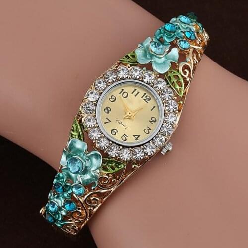 Women Quartz Luxury Crystal Flower Bracelet Watch smart watches for women female digital watches women 2021 cadeau femme