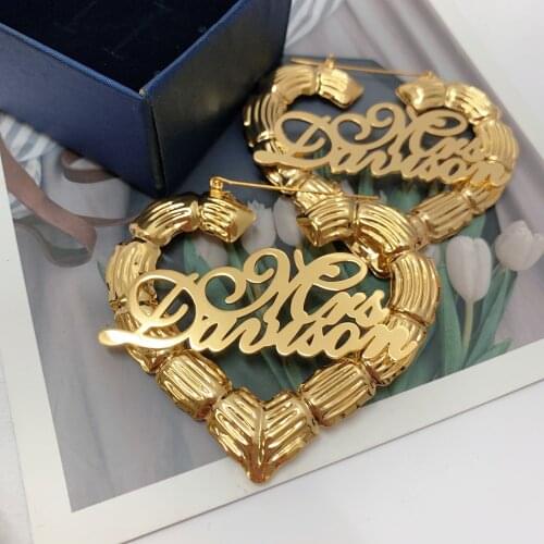 2 line names earrings heart shape style bamboo earrings with nameplate