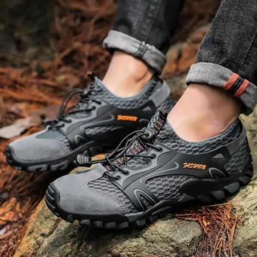 Sneakers Men Durable Hiking Shoes Outdoor Climbing Trekking Sport Footwear Nonslip Flat Shoes Male Mountaineering Shoes Fashion